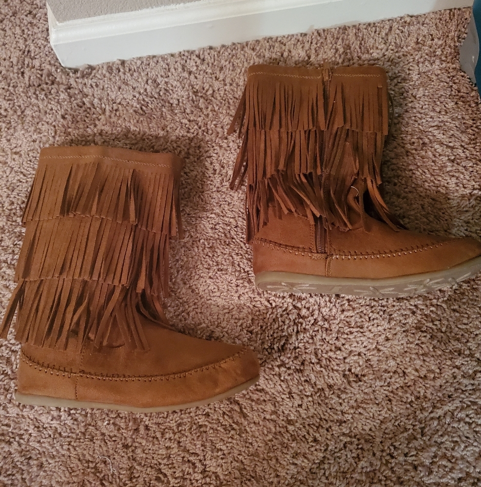 Mudd Moccasin Boots, girls 4, NWOT